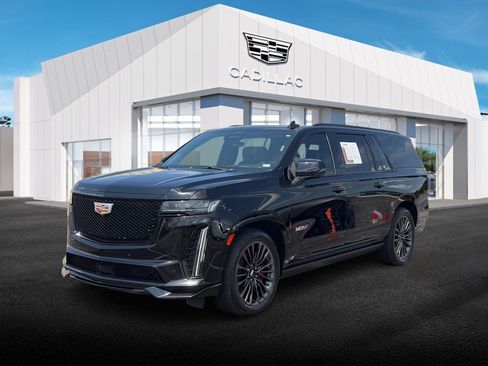 Used 2023 Cadillac Escalade ESV V AWD/4WD image 1
