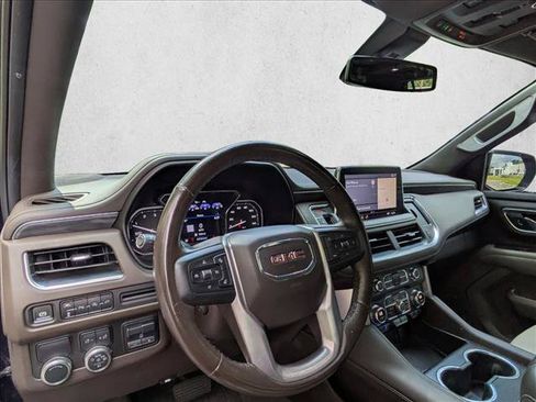 Used 2021 GMC Yukon SLT w/ SLT Luxury Plus Package RWD image 10