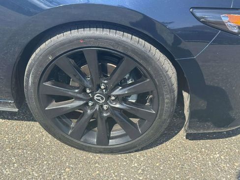 Used 2024 MAZDA MAZDA3 s image 8