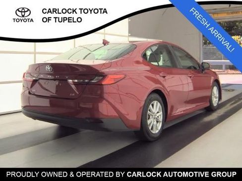 Used 2025 Toyota Camry LE FWD image 4