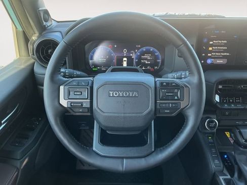 Certified 2025 Toyota Land Cruiser image 12