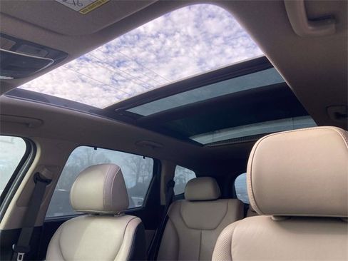 Used 2023 Hyundai Santa Fe Limited image 19