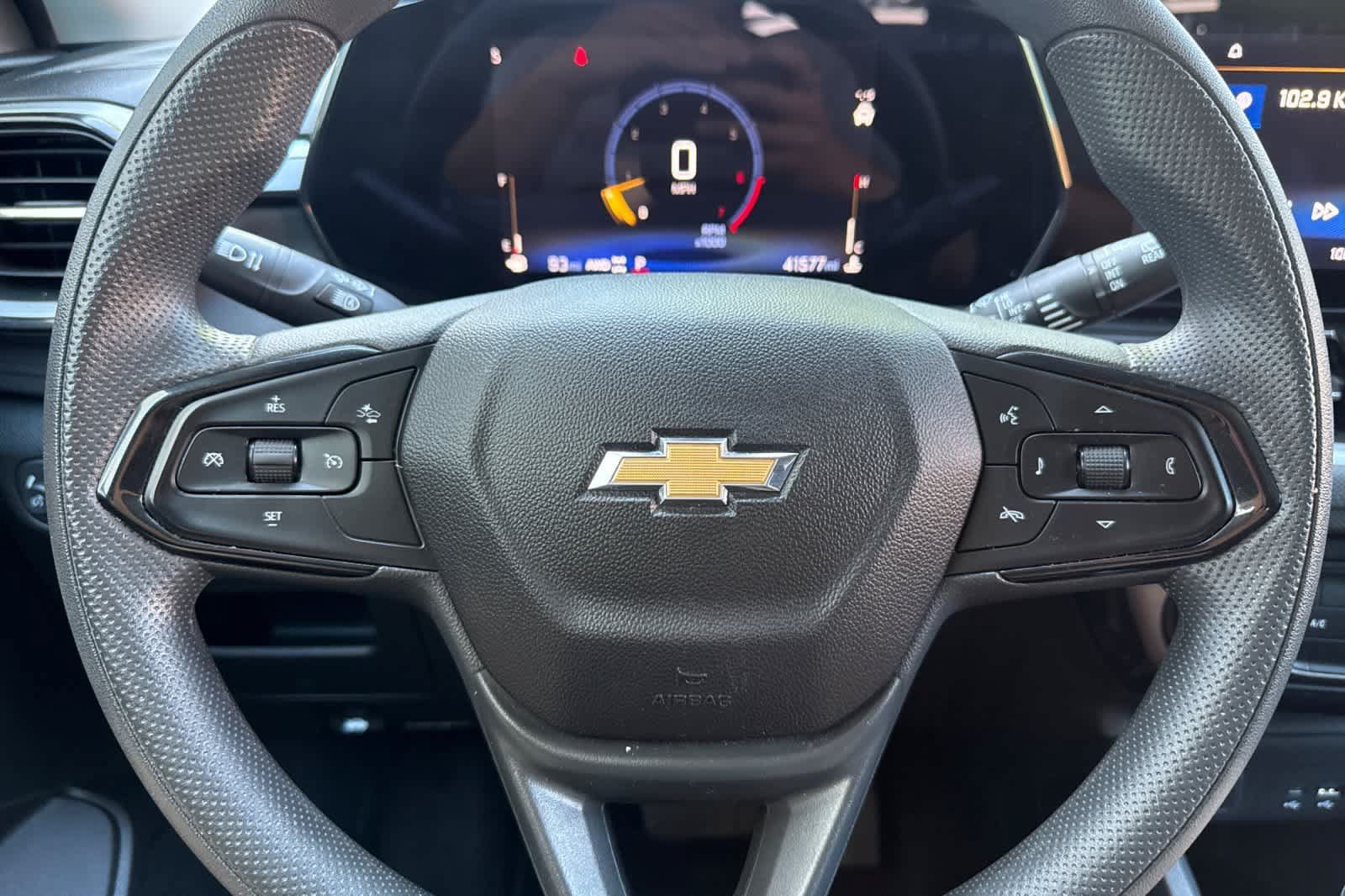 Used 2025 Chevrolet TrailBlazer LT AWD/4WD image 25