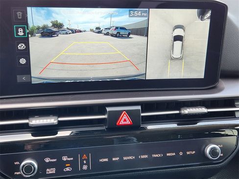 New 2026 Kia Sportage SX image 15