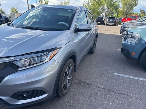Used 2022 Honda HR-V EX image 3