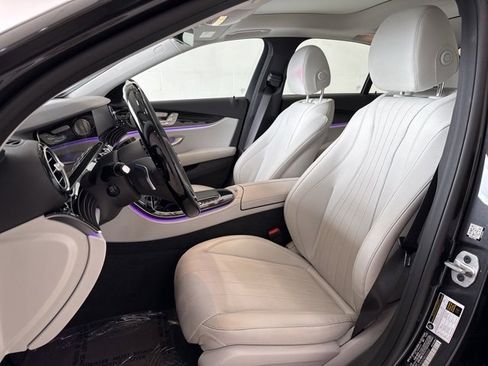 Used 2022 Mercedes-Benz E 350 4MATIC Sedan w/ AMG Line Exterior image 18