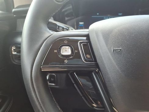 Used 2023 Lincoln Corsair AWD w/ Equipment Group 101A image 15