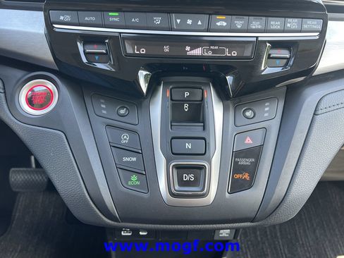 Used 2025 Honda Odyssey EX-L image 10
