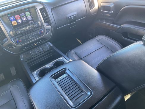 Used 2017 GMC Sierra 3500 Denali w/ Duramax Plus Package image 17