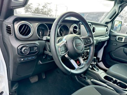 Used 2023 Jeep Wrangler Unlimited Rubicon 4xe w/ Cold Weather Group image 10