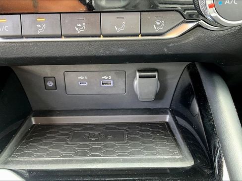 Used 2023 Nissan Altima 2.5 SR w/ SR Premium Package FWD image 16