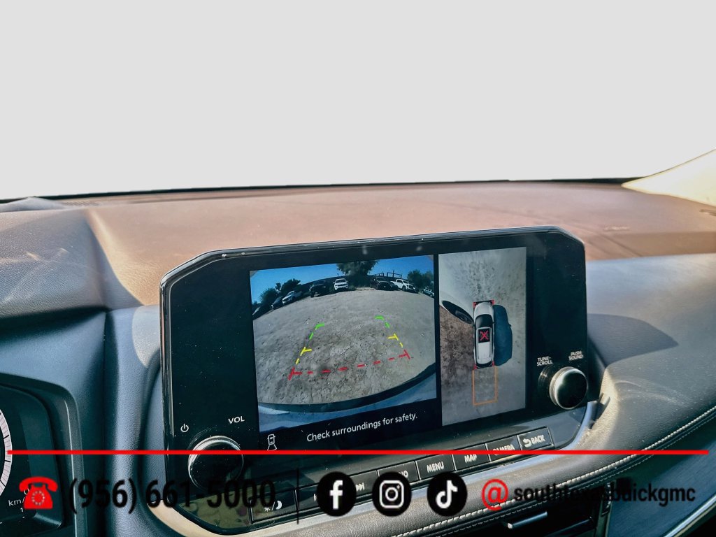Used 2023 Nissan Rogue Platinum w/ Platinum Premium Package FWD image 18
