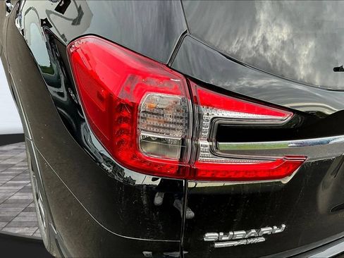 Used 2023 Subaru Ascent Limited w/ Technology Package AWD/4WD image 19