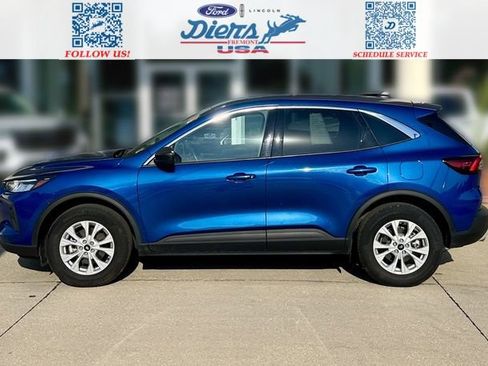 Certified 2023 Ford Escape Active AWD/4WD image 1