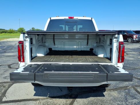 Used 2025 Ford F150 Platinum w/ Equipment Group 702A High AWD/4WD image 9