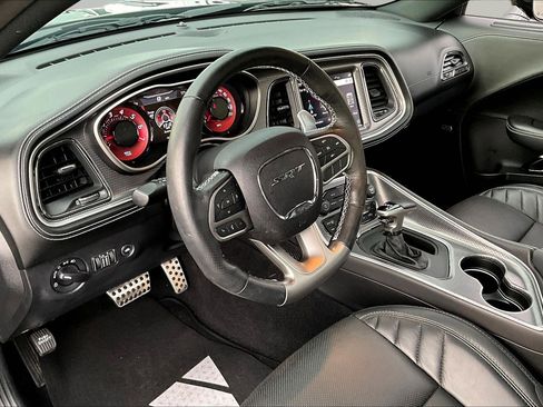 Used 2020 Dodge Challenger SRT Hellcat Redeye image 15