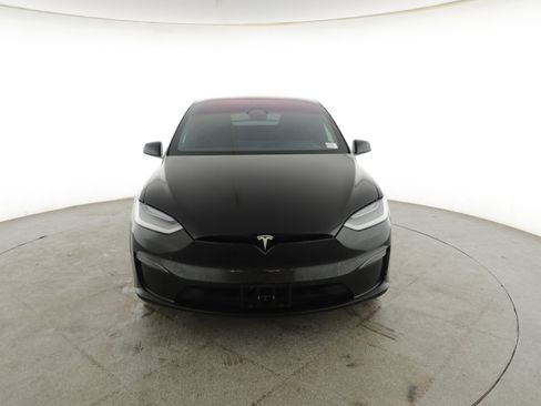 Used 2023 Tesla Model X image 9