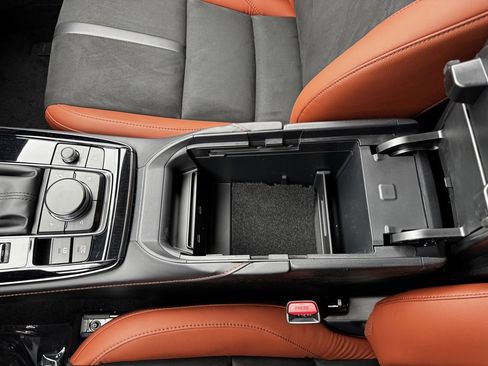New 2025 MAZDA CX-30 Carbon image 22