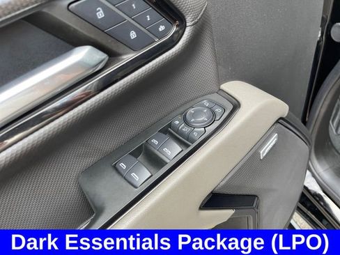 Used 2024 Chevrolet Silverado 2500 ZR2 w/ Technology Package AWD/4WD image 11