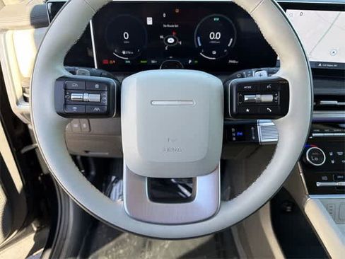 Used 2025 Hyundai Santa Fe Calligraphy image 24