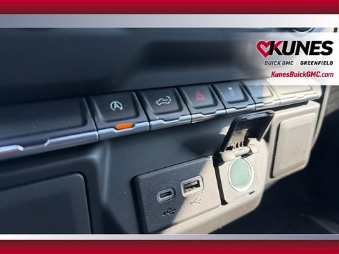 Used 2024 GMC Sierra 1500 AT4 w/ Technology Package image 37