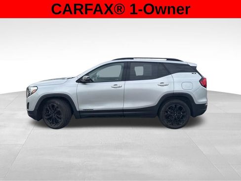 Used 2021 GMC Terrain SLE w/ Driver Convenience Package image 2