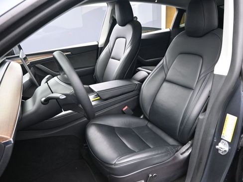 Used 2022 Tesla Model Y Performance AWD/4WD image 24