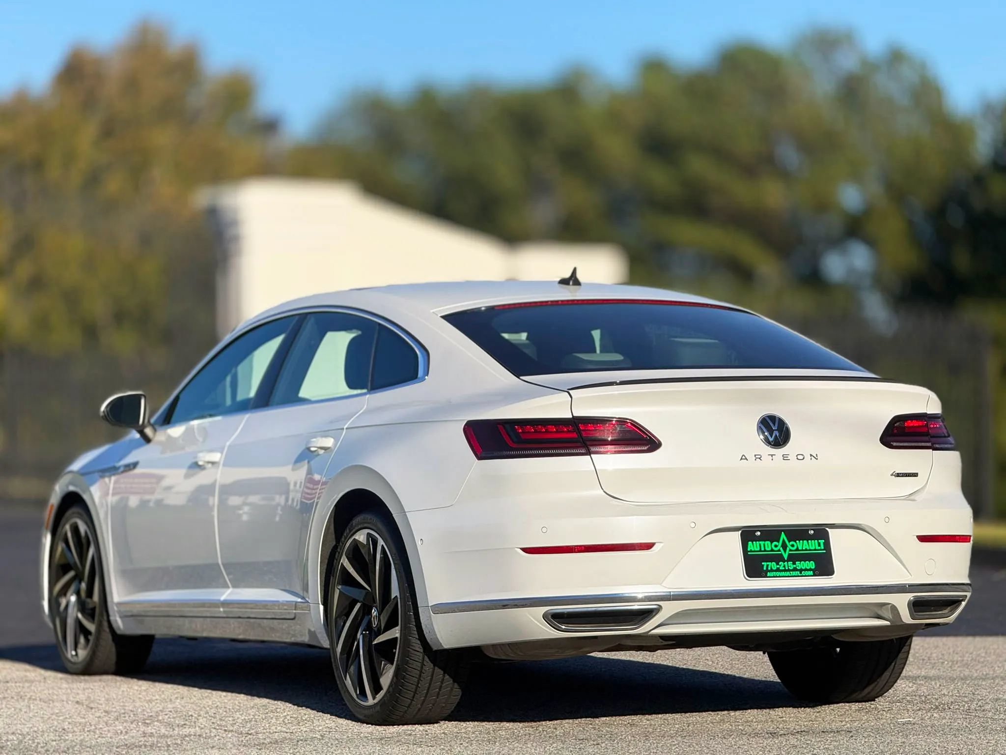 Used 2023 Volkswagen Arteon SEL Premium AWD/4WD image 9