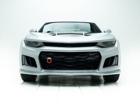 Used 2017 Chevrolet Camaro LT w/ RS Package image 7