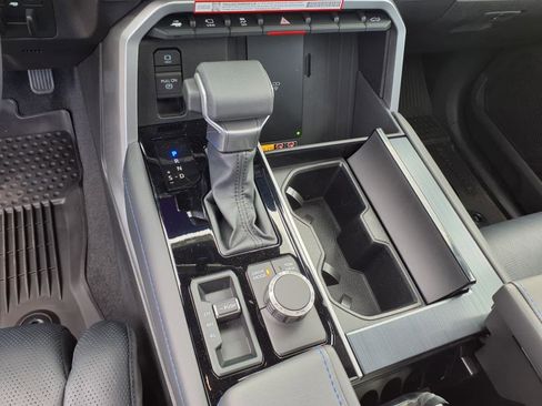 New 2025 Toyota Tundra Platinum image 16