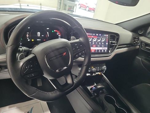 Used 2025 Dodge Durango GT image 8
