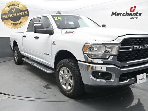 Used 2024 RAM 2500 Big Horn AWD/4WD image 1