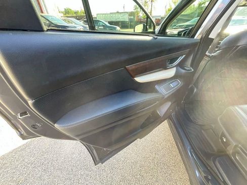 Used 2022 Subaru Ascent Touring image 24