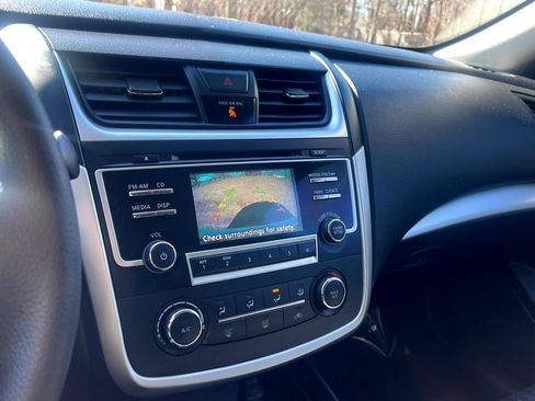 Used 2016 Nissan Altima 2.5 S w/ Power Driver Seat Package FWD image 12