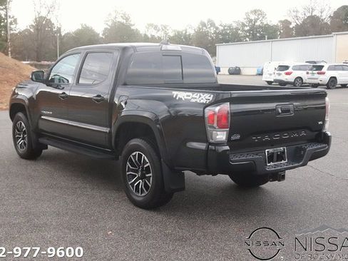 Used 2020 Toyota Tacoma TRD Sport image 5