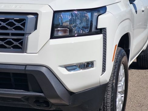 Certified 2024 Nissan Frontier SV w/ SV Convenience Package AWD/4WD image 5