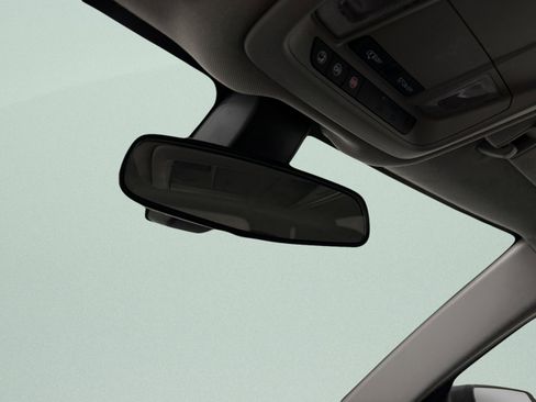 Used 2018 Chevrolet Equinox LS image 28