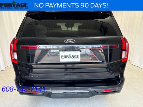 Used 2025 Ford Expedition Max Platinum w/ Stealth Performance Package AWD/4WD image 3