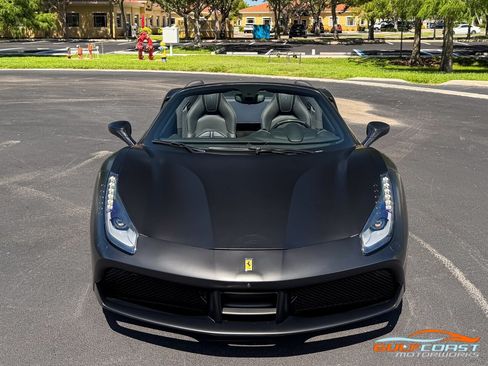Used 2017 Ferrari 488 Spider RWD image 3