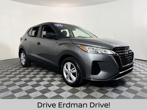 Certified 2025 Nissan Kicks Play S FWD image 1