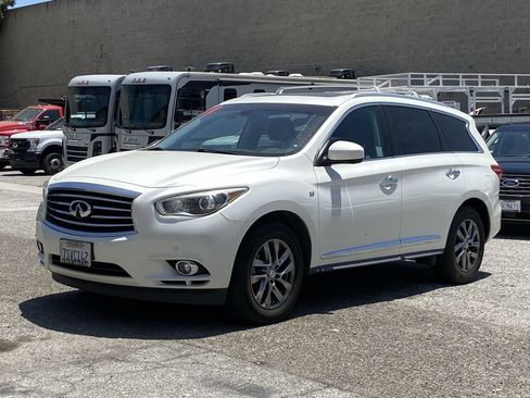 Used 2015 INFINITI QX60 FWD w/ Premium Plus Package image 2
