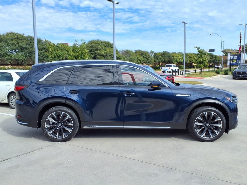 Used 2024 MAZDA CX-90 Plug-In Hybrid w/ Premium Plus AWD/4WD image 2