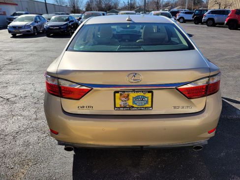 Used 2013 Lexus ES 350 w/ Luxury Pkg FWD image 31