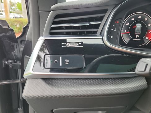 Used 2024 Audi SQ8 Premium Plus AWD/4WD image 22