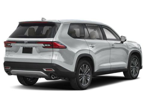 New 2026 Toyota Grand Highlander AWD Hybrid image 2