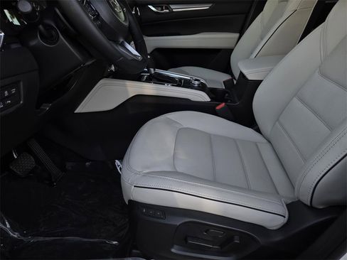 New 2025 MAZDA CX-5 AWD 2.5 S w/ Premium Plus Pkg image 18