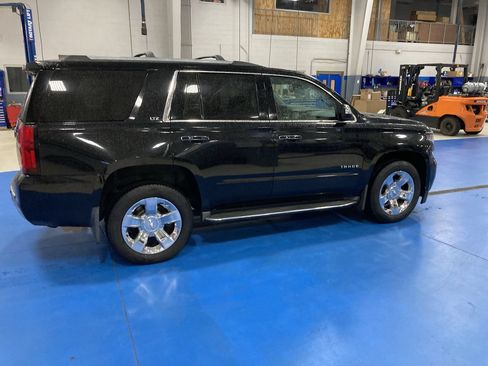 Used 2016 Chevrolet Tahoe LTZ AWD/4WD image 8