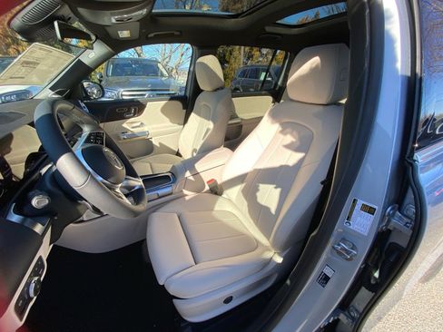 New 2026 Mercedes-Benz GLB 250 4MATIC image 30