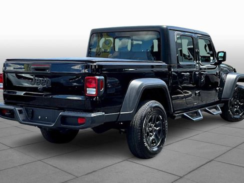 Used 2024 Jeep Gladiator Sport image 23