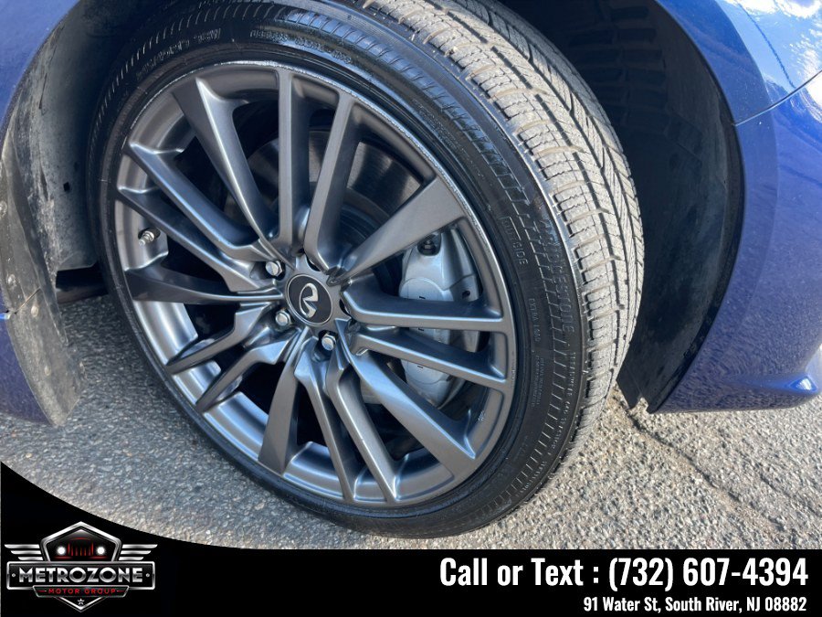 Used 2016 INFINITI Q50 Red Sport 400 AWD/4WD image 32